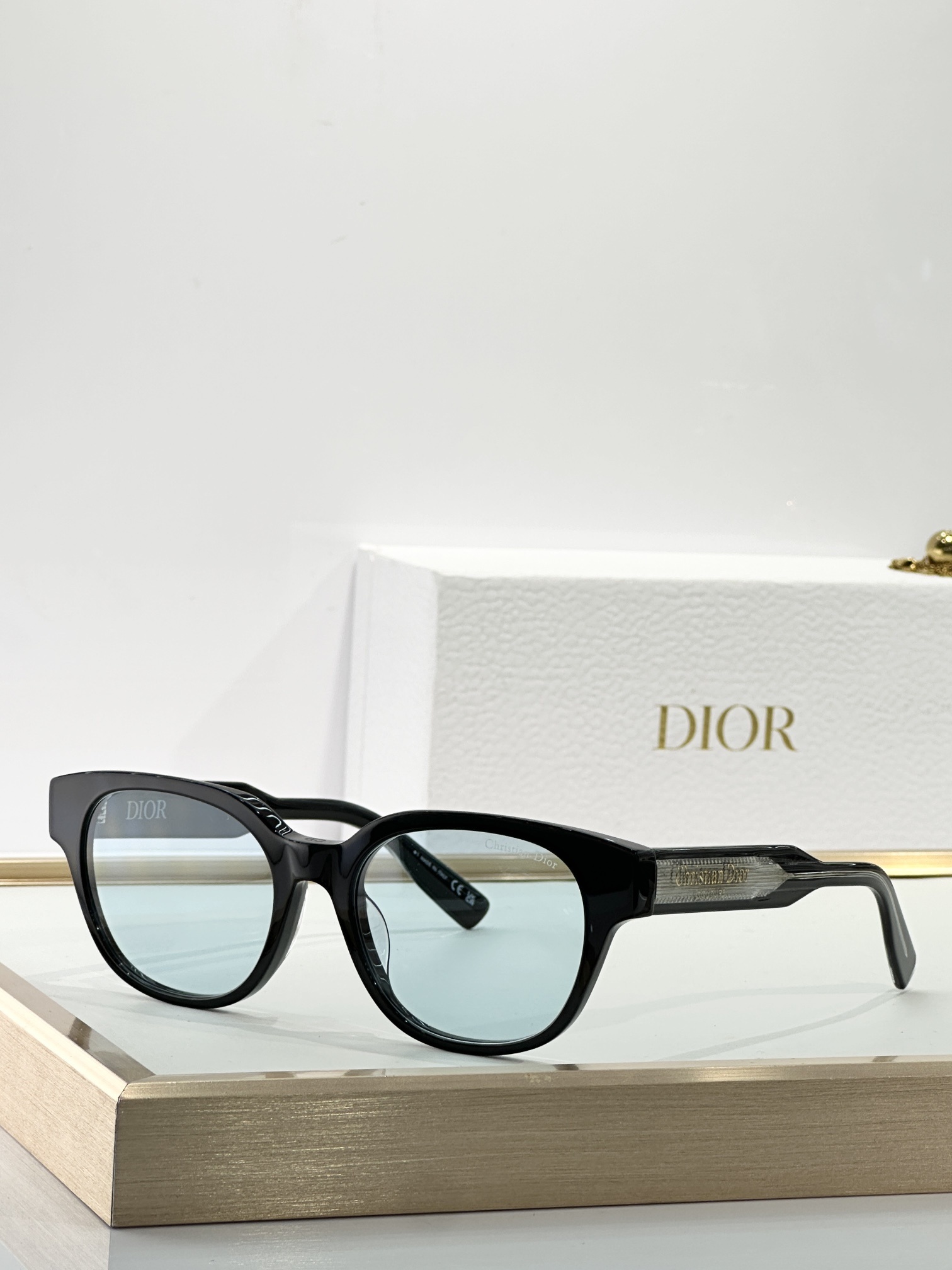 Dior Black Acetate Square Sunglasses with Tinted Lenses