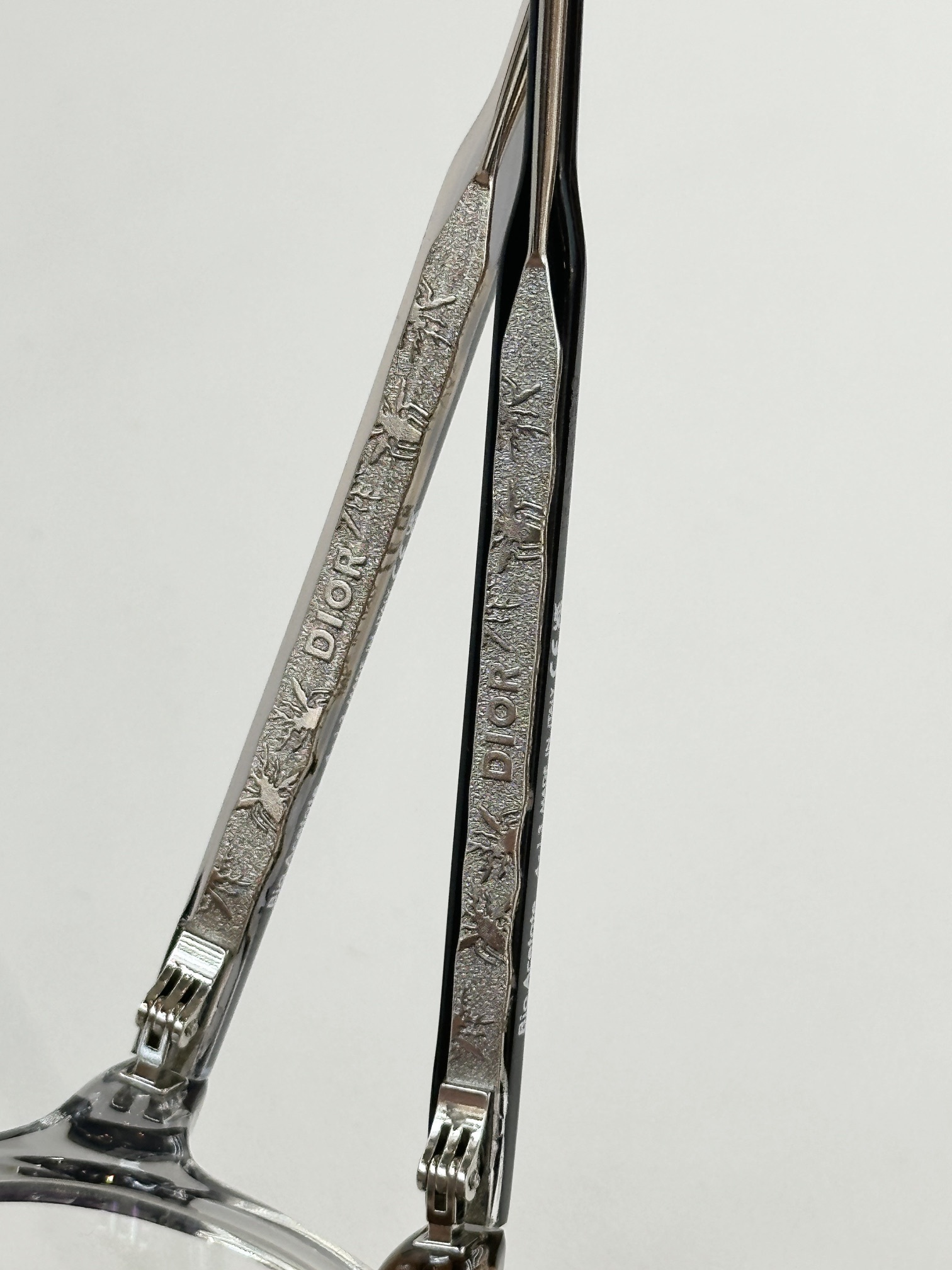 Dior Luxury Round Eyeglass Frames – Premium Designer Optical Glasses