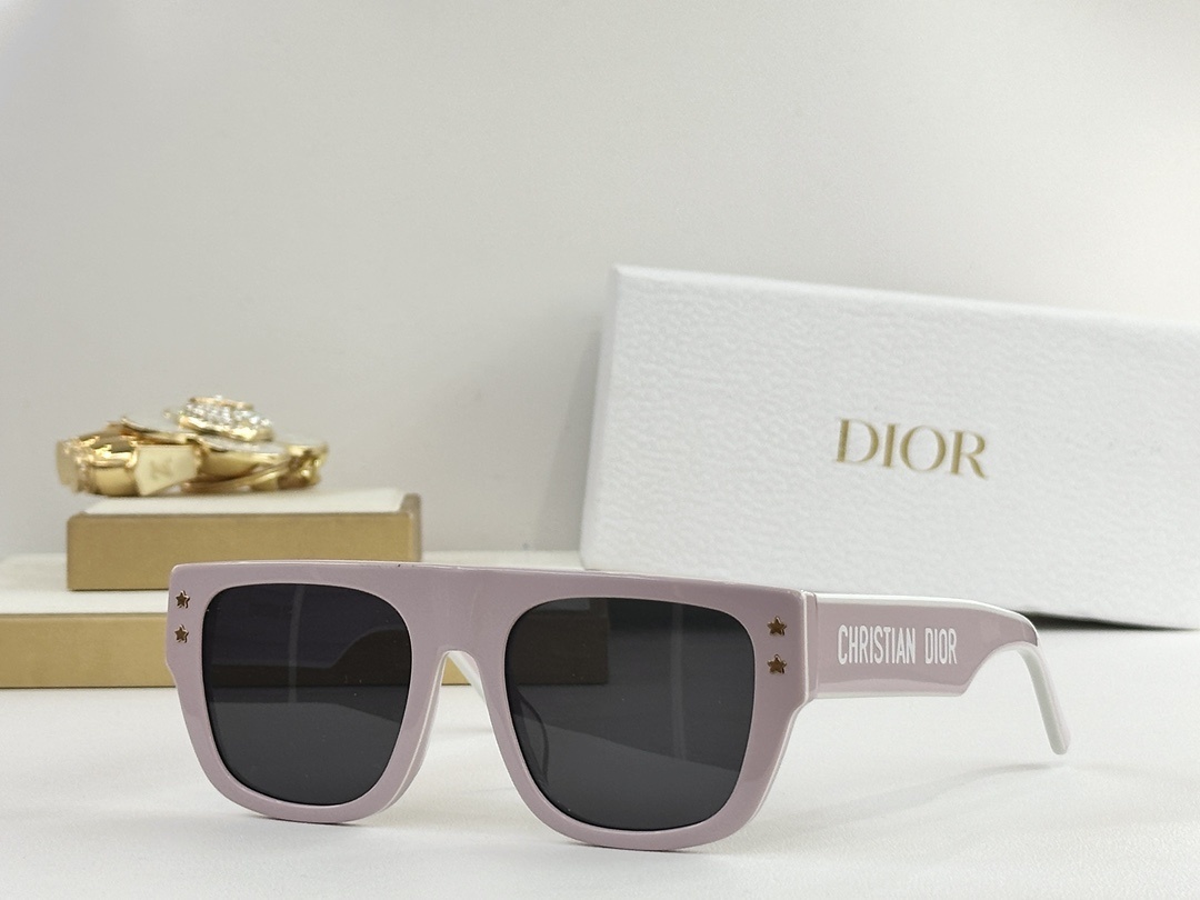 Christian Dior Oversized Square Sunglasses – Luxury Fashion Eyewear