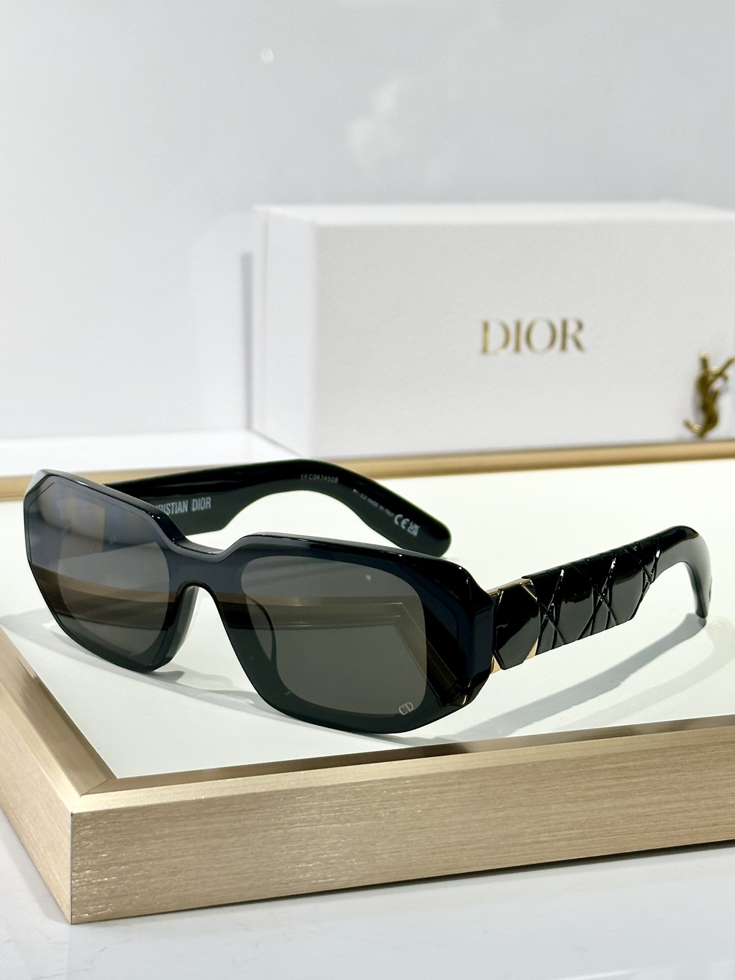 Dior Lady 95.22 Rectangular Sunglasses – Elegant Cannage Design