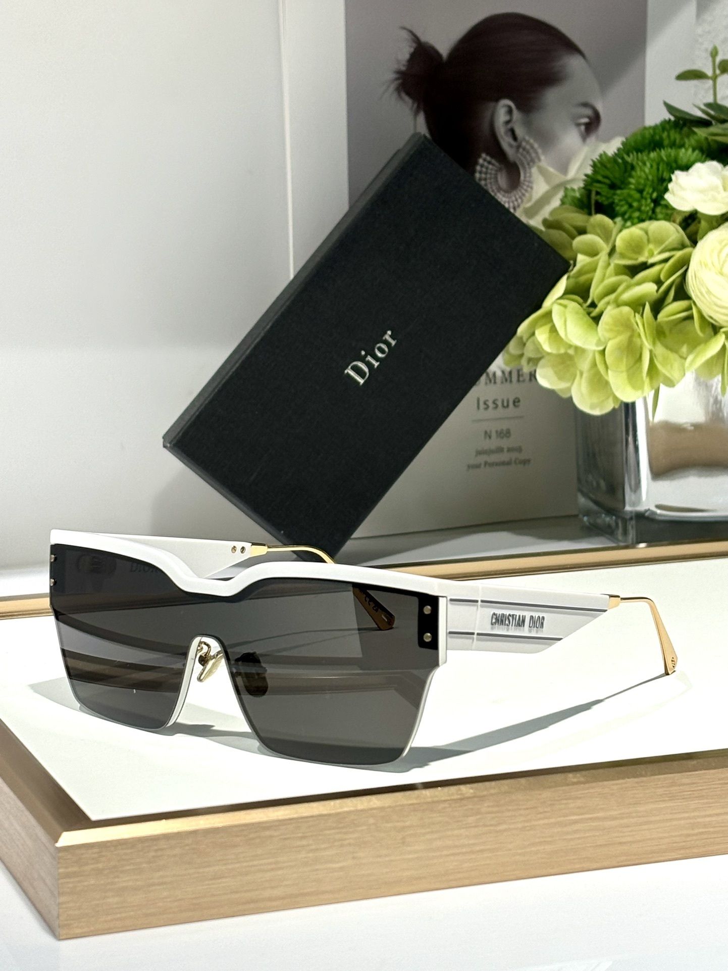 gradient Dior White Rectangular Sunglasses – Dior White Rectangular