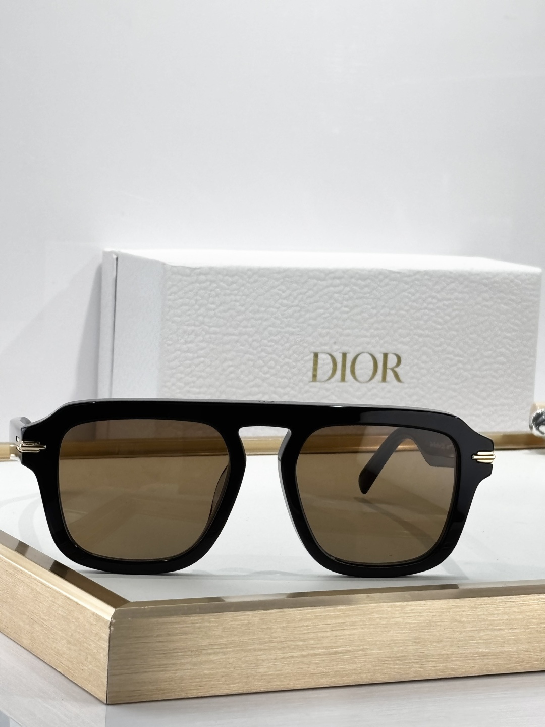 Dior Square Luxury Sunglasses – Men’s Designer Eyewear