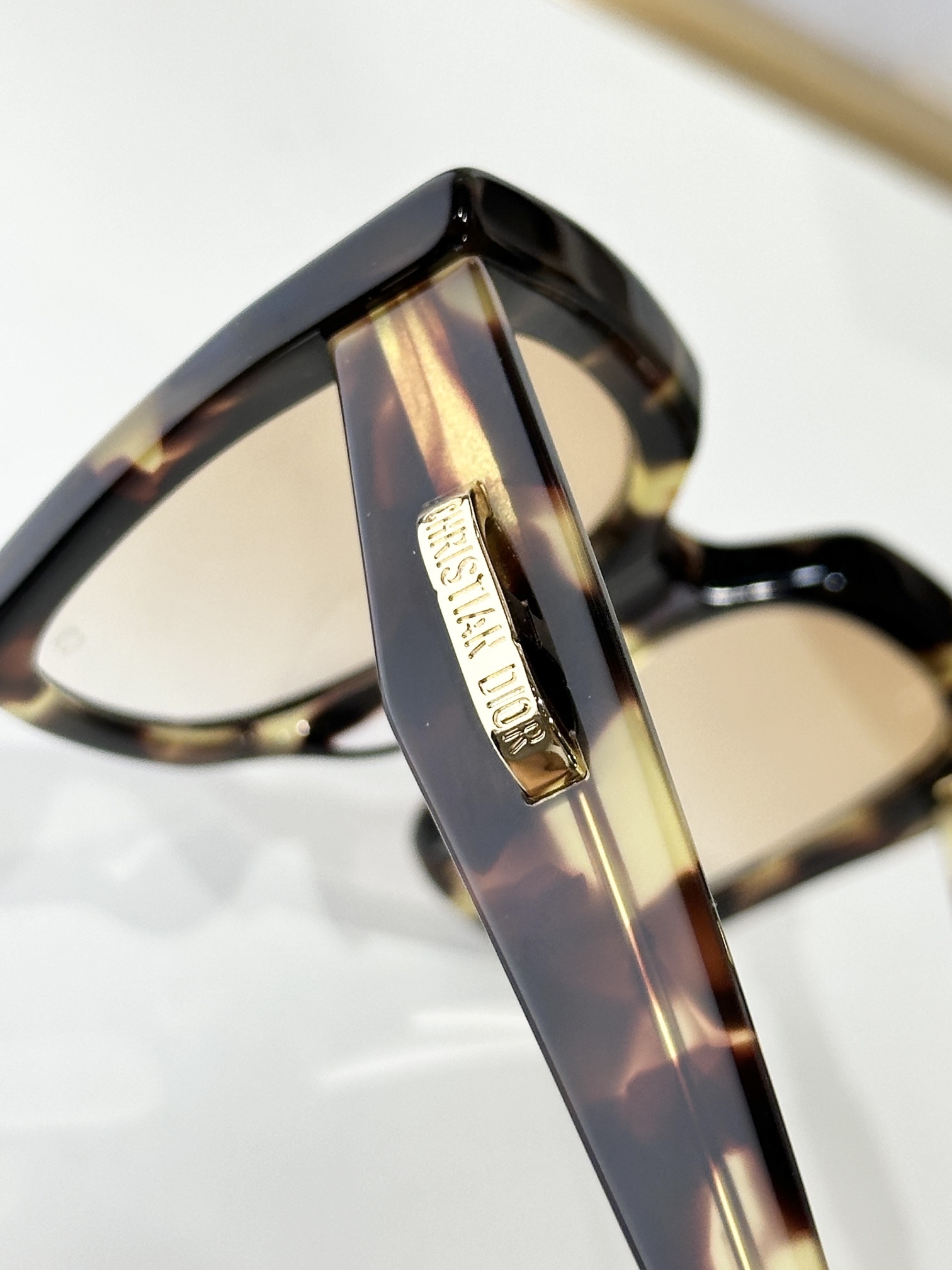 Dior Tortoise Shell Square Sunglasses – Luxury Designer Eyewear