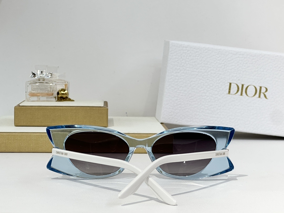 Dior Cat-Eye Luxury Sunglasses for Women – Bold Designer Eyewear