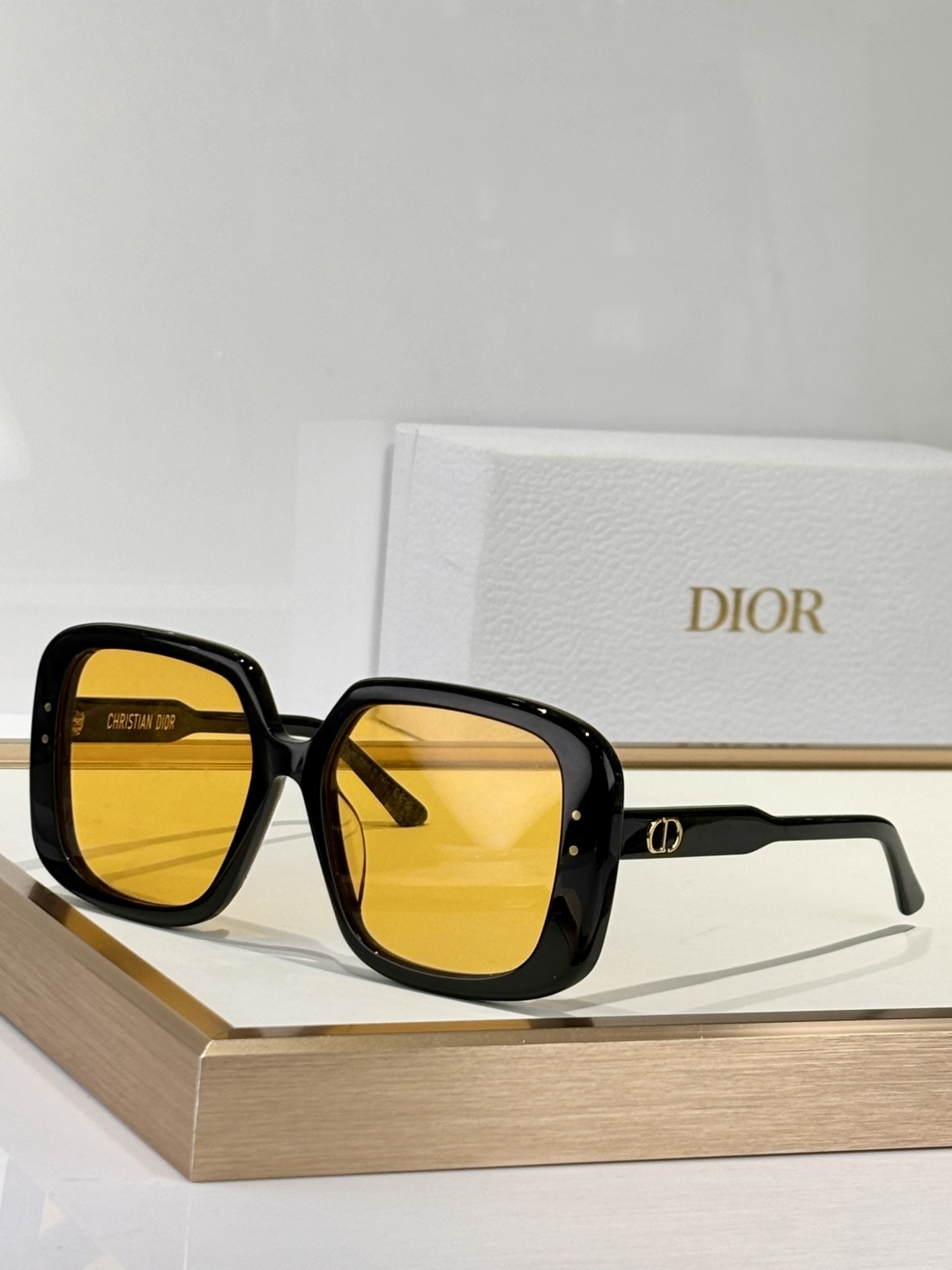 Dior Oversized Square Sunglasses – Luxury Fashion Eyewear