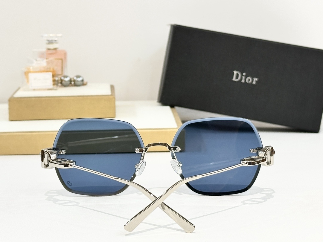 Dior Rimless Hexagonal Sunglasses – Luxury Gold Metal Design