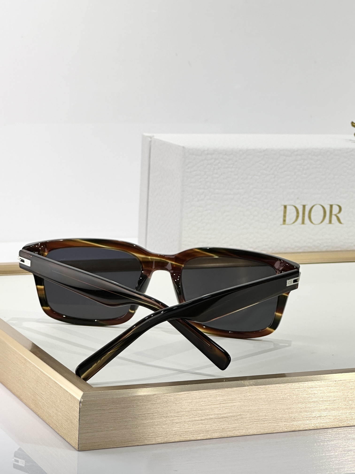 DiorBlackSuit S16I Brown Horn-Effect Rectangular Sunglasses