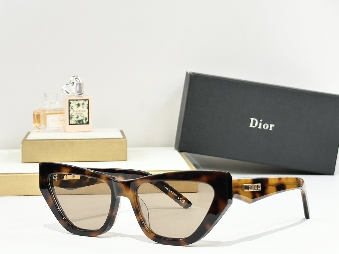 Dior Cat-Eye Luxury Sunglasses for Women – Premium Acetate Frame