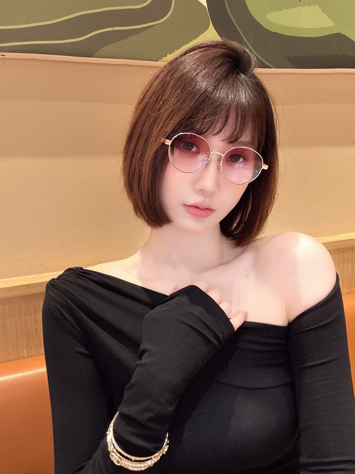 Vintage Round Pink Sunglasses – Vintage Round Pink Tint Sunglasses