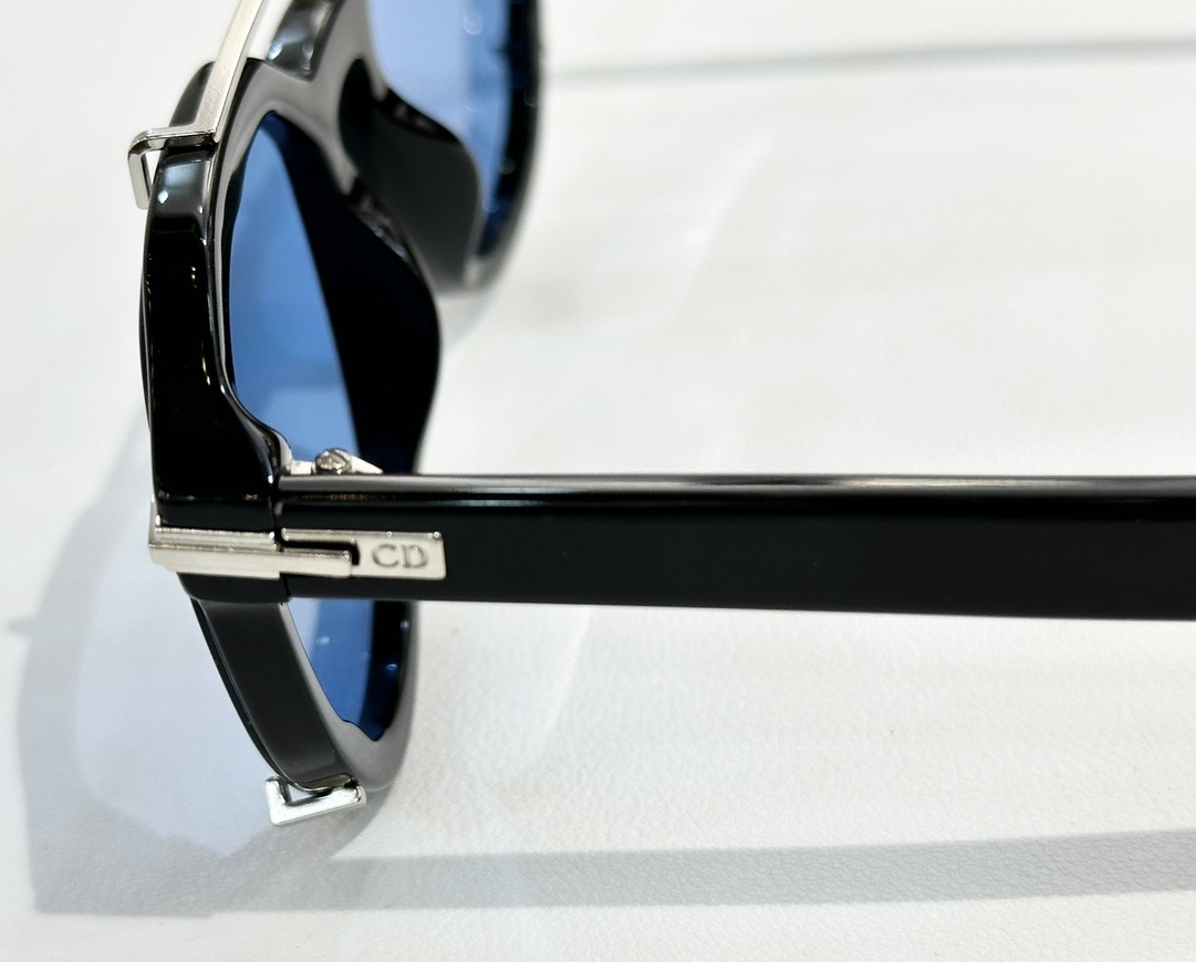 Dior Geometric Designer Sunglasses – Premium Unisex Eyewear