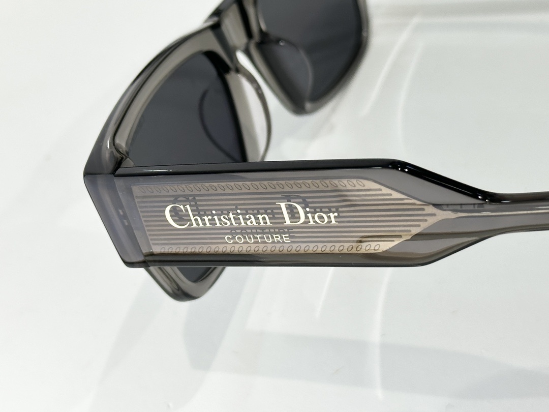 Christian Dior Couture Rectangular Sunglasses – Luxury Eyewear