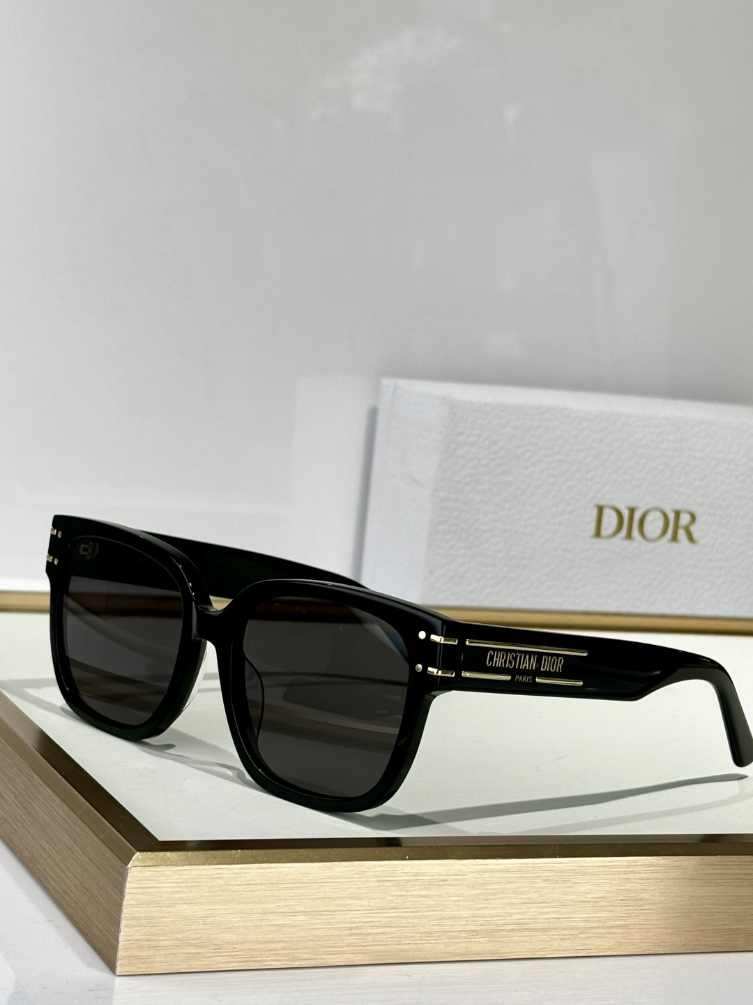 cdior Dior Black Rectangular Sunglasses – Dior Black Rectangular
