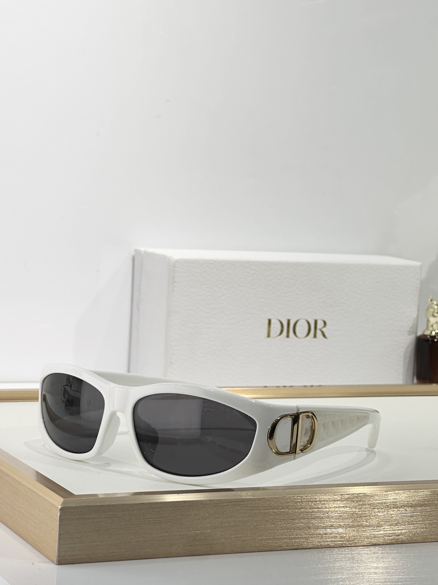 Dior CD Signature Oversized Sunglasses – Luxury Designer Eyewear