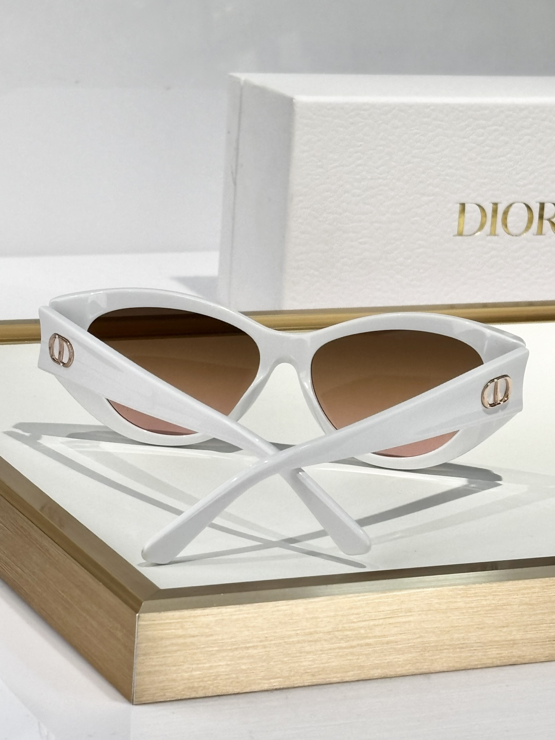Dior White Cat-Eye Sunglasses with Gradient Brown Lenses