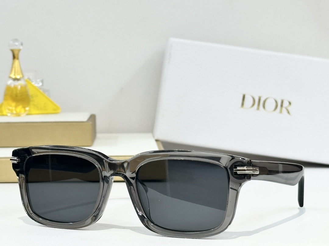 Luxury Dior Style Square Sunglasses – Premium Designer Eyewear