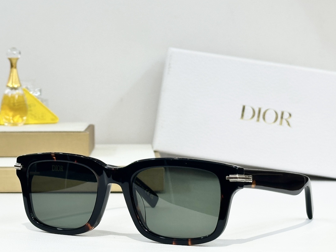 Luxury Dior Style Square Sunglasses – Premium Designer Eyewear
