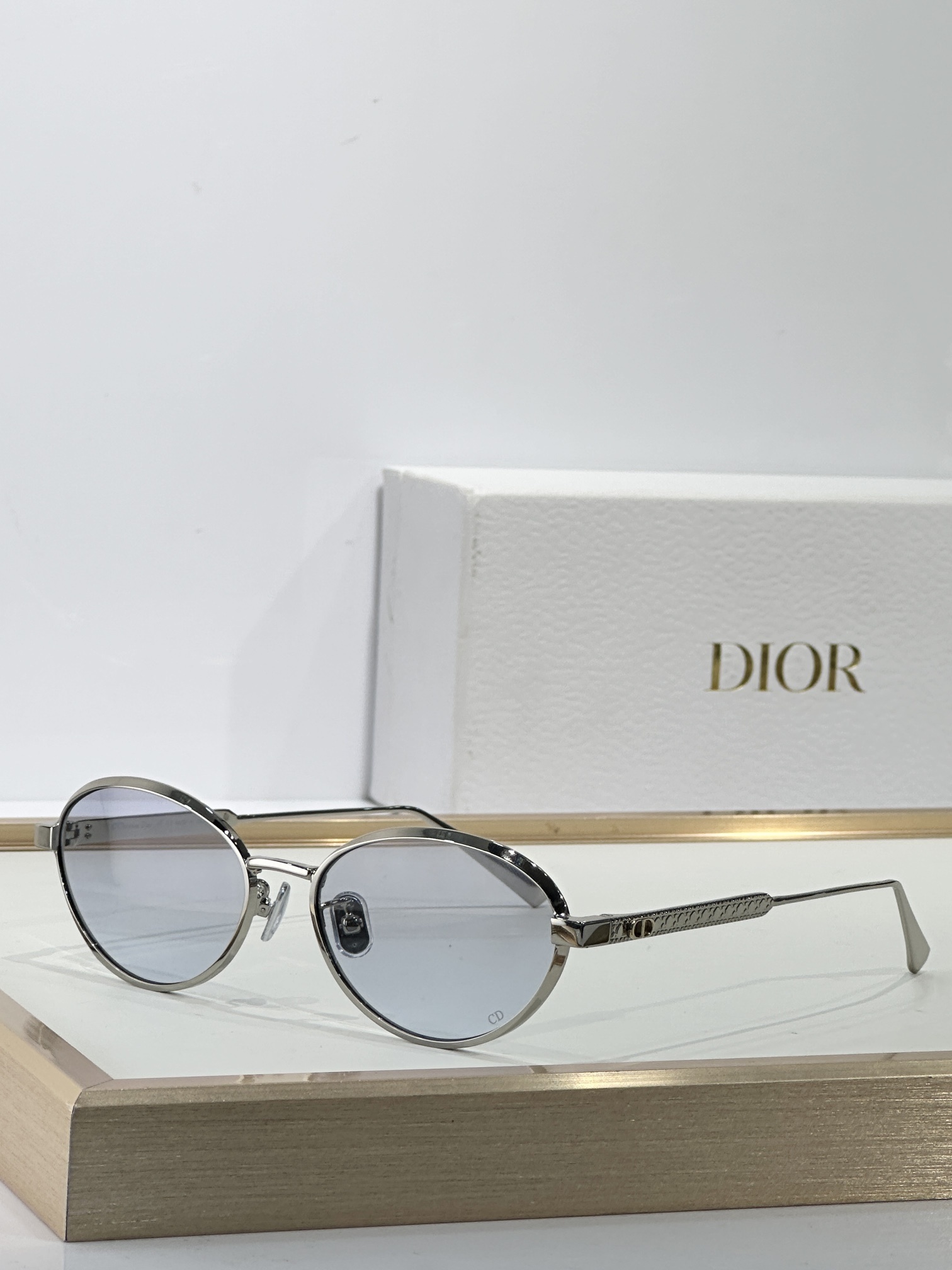 Dior Gold Metal Oval Sunglasses – Gradient Lens