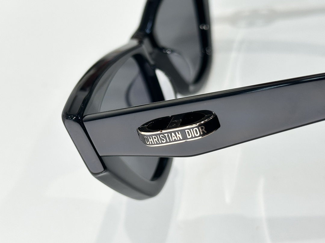 Dior CDior B6I Black Butterfly Sunglasses for Women