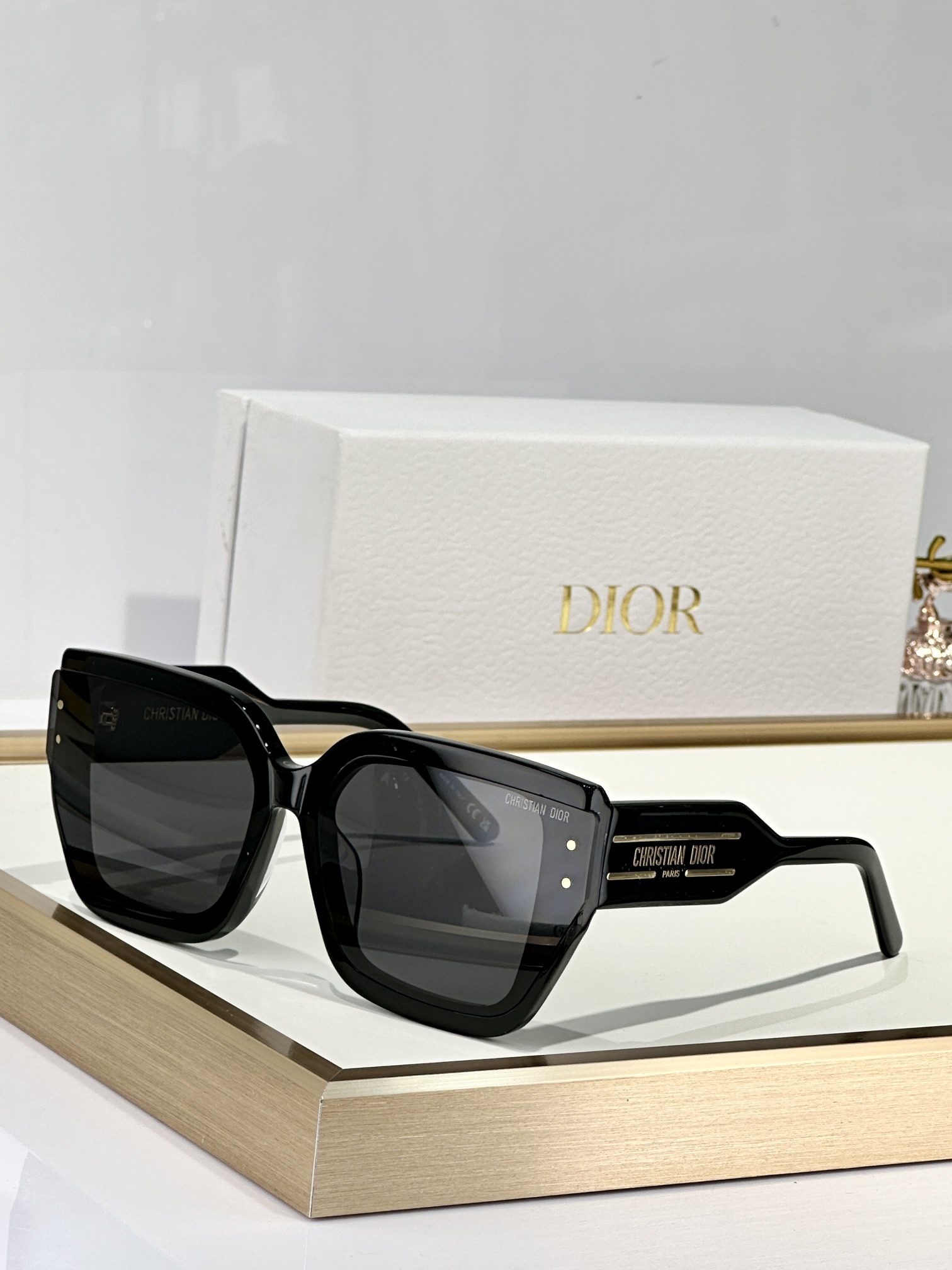 Christian Dior Oversized Square Sunglasses – Luxury Women’s Eyewear