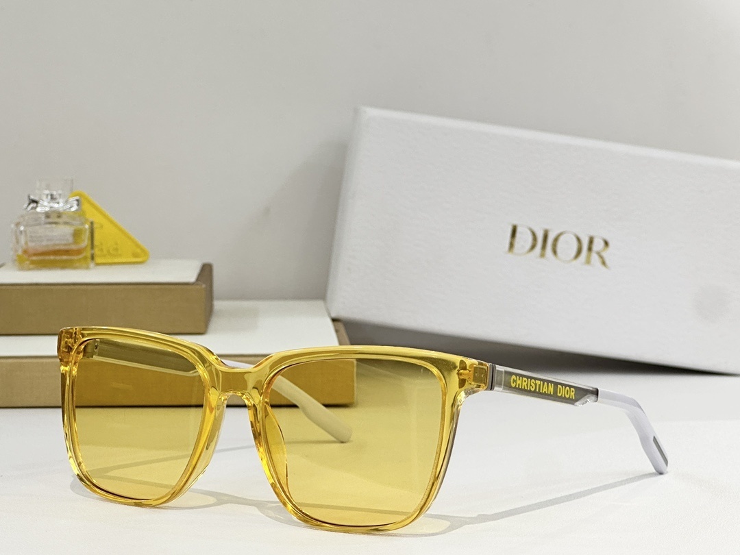 Christian Dior Square Sunglasses – Luxury Transparent Eyewear