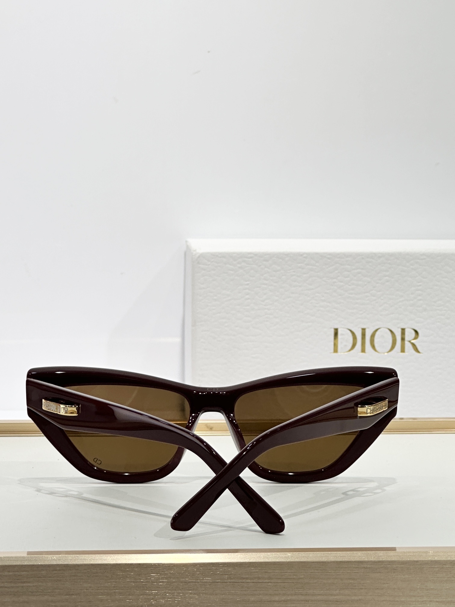 Dior Cat-Eye Sunglasses – Luxury Designer Eyewear for Women