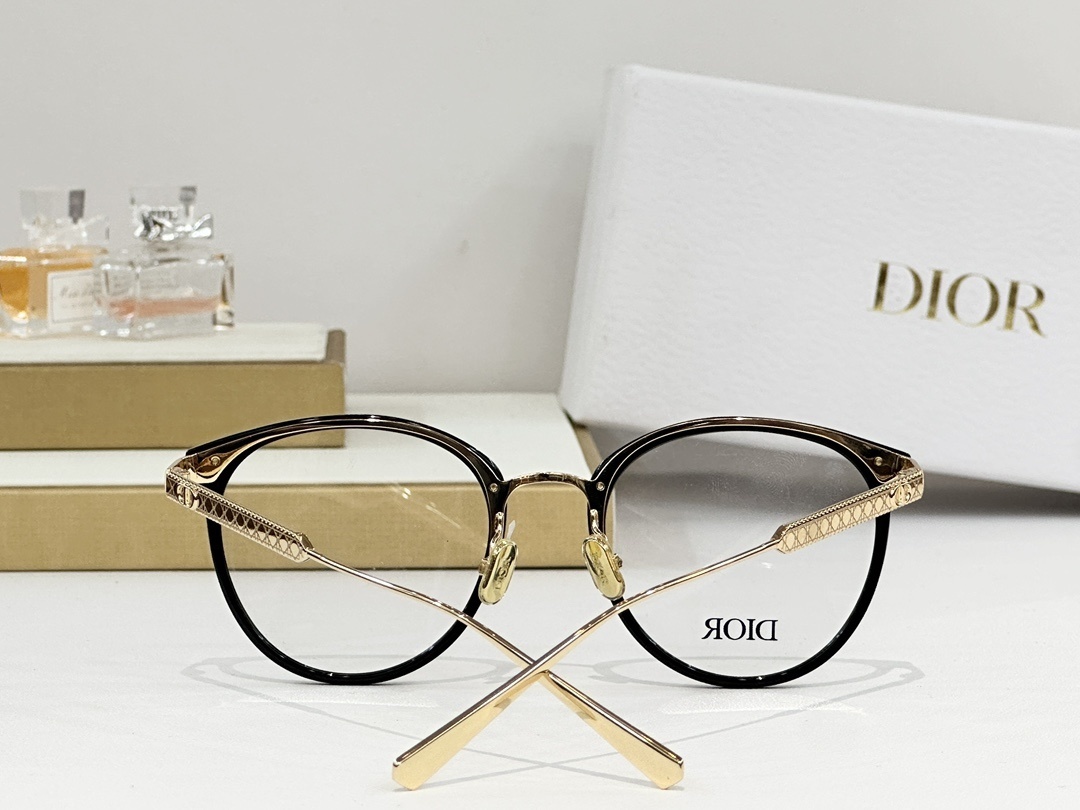 Dior Luxury Round Optical Frames – Elegant Designer Eyewear