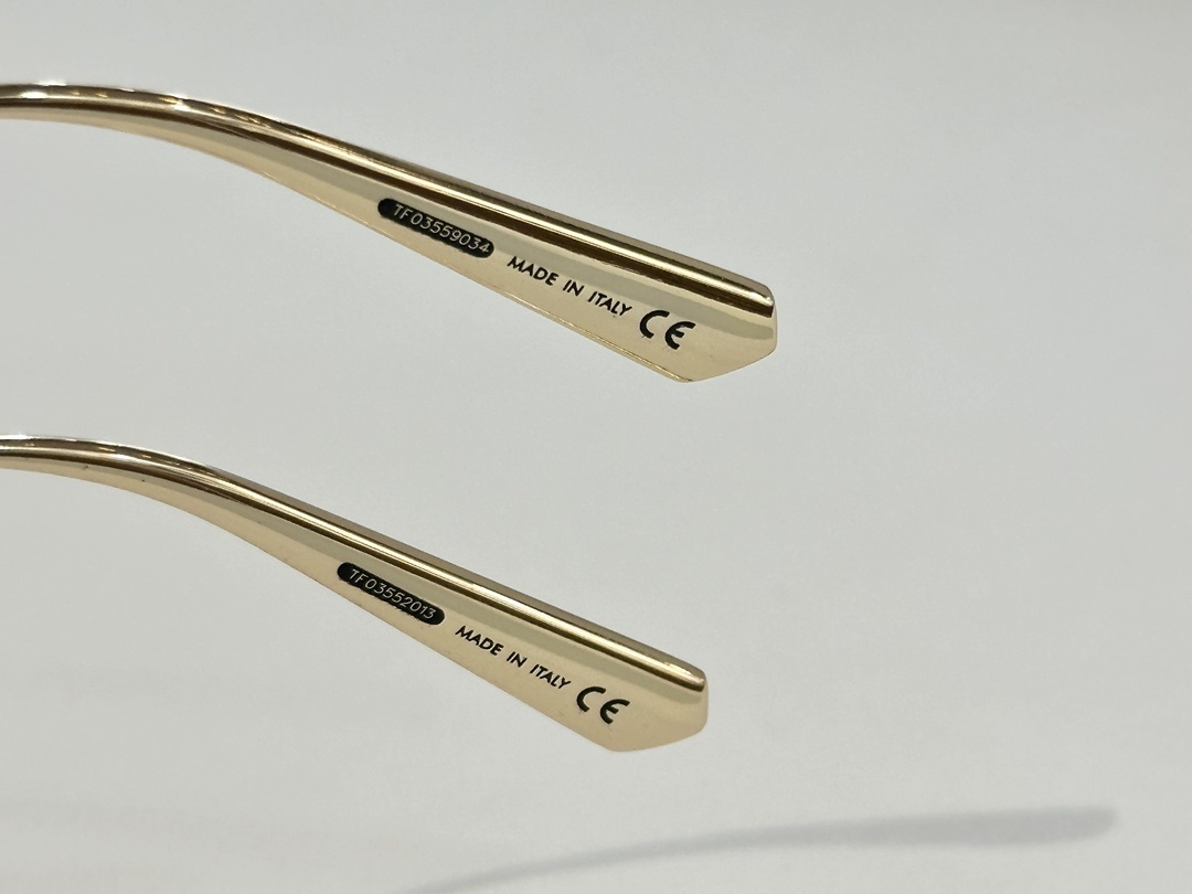 Dior Luxury Round Optical Frames – Elegant Designer Eyewear