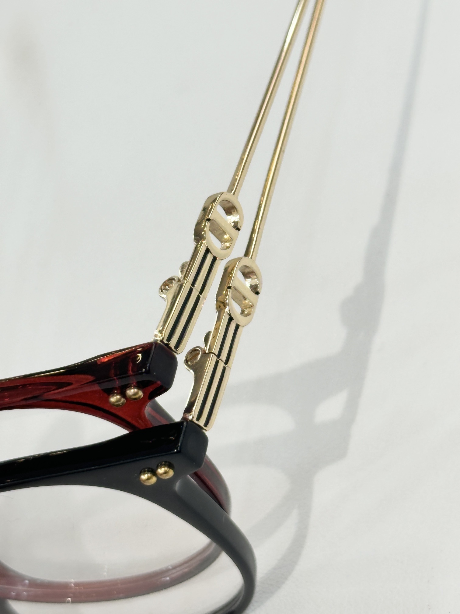 Dior Luxury Round Optical Frames – Elegant Designer Eyewear