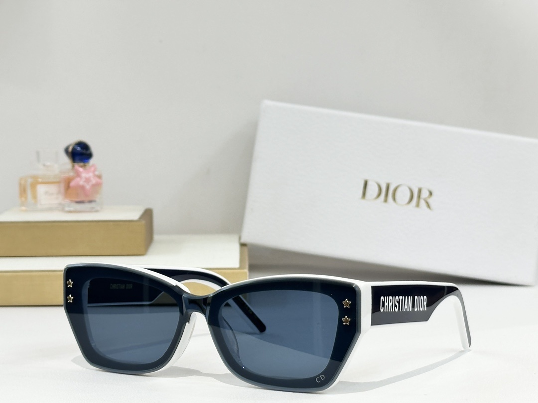 Luxury Dior Star Studded Butterfly Sunglasses for Women