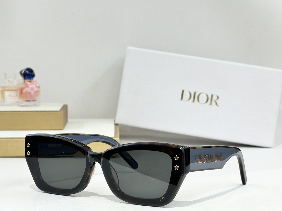 Luxury Dior Star Studded Butterfly Sunglasses for Women