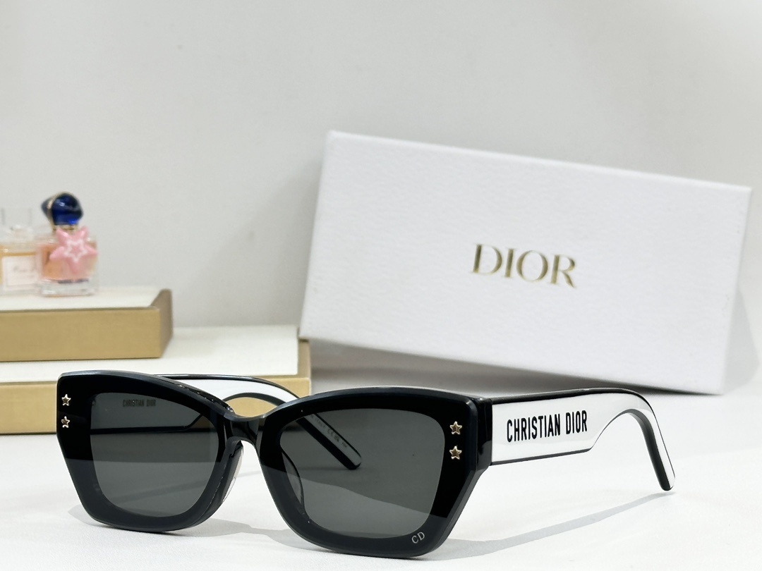 Luxury Dior Star Studded Butterfly Sunglasses for Women