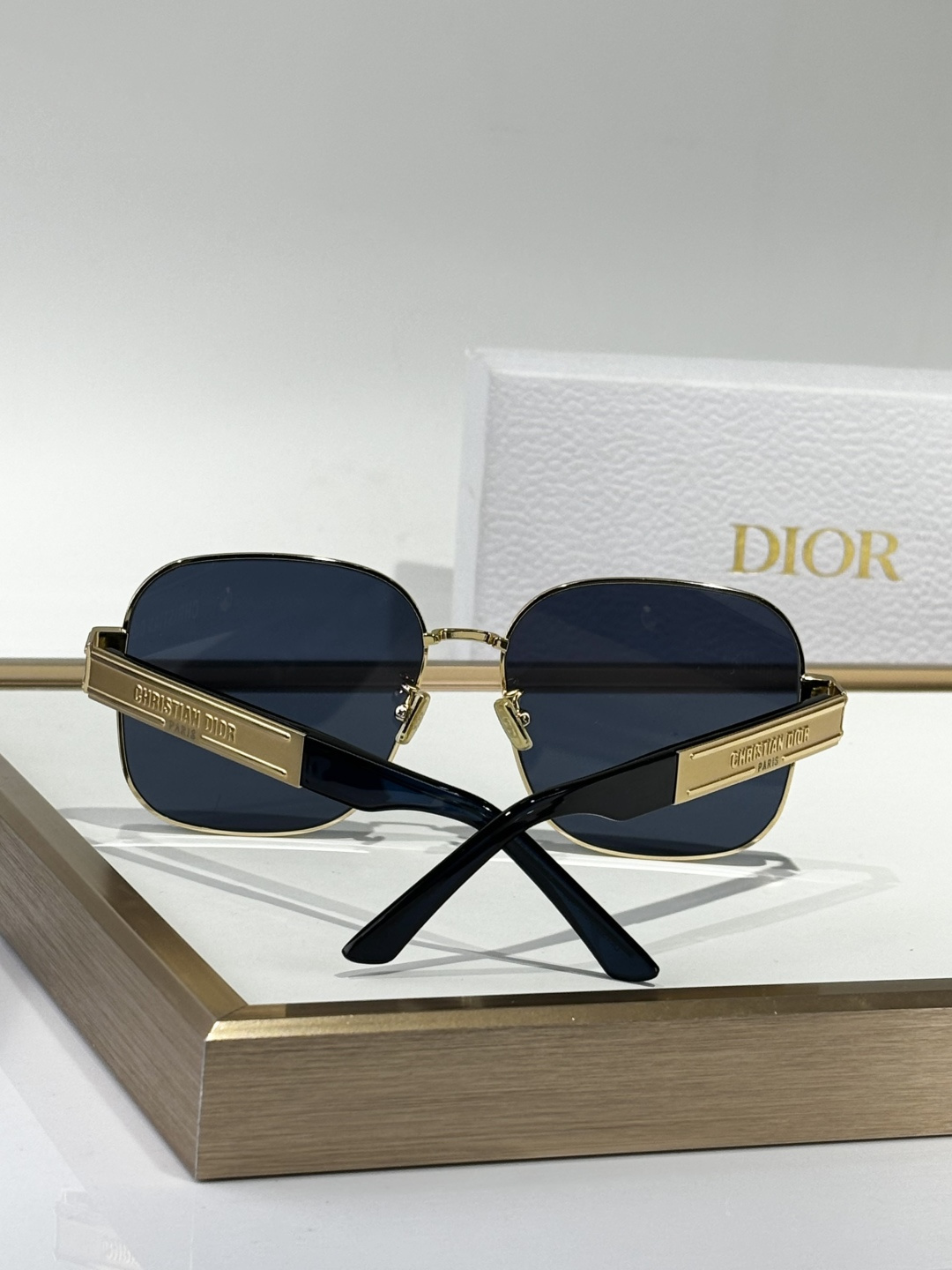 Luxury Dior Oversized Square Sunglasses – Premium Metal Frame