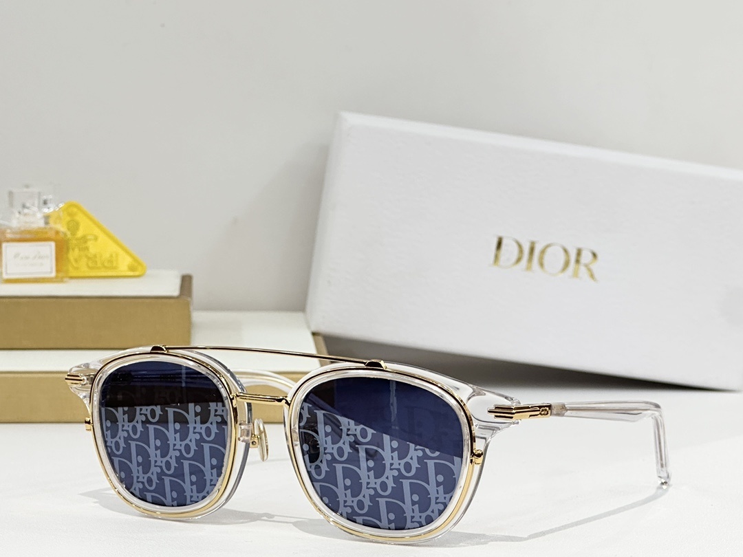 Dior Luxury Square Sunglasses – Elegant Designer Eyewear