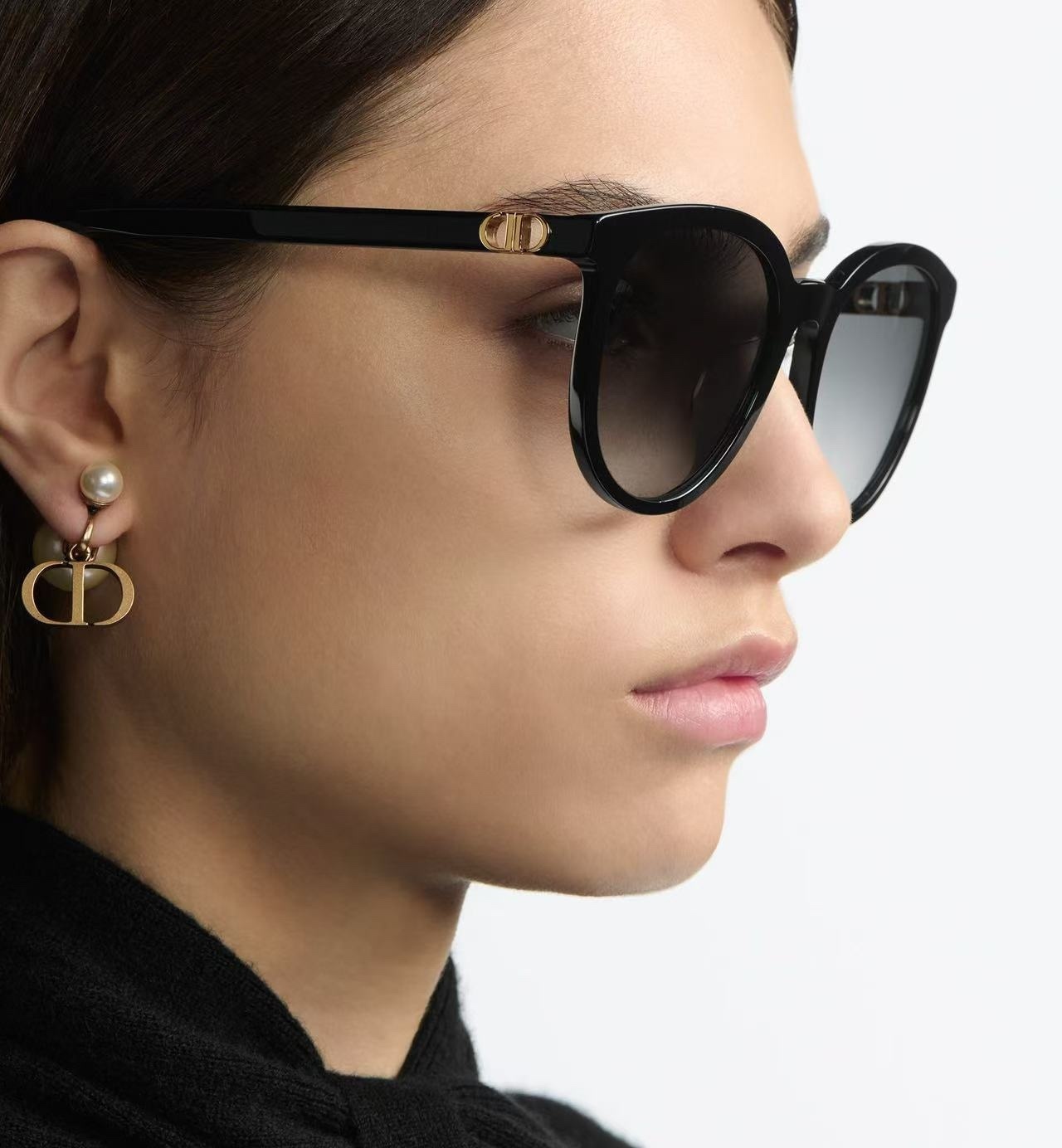 Dior 30Montaigne Butterfly Sunglasses in Black Acetate
