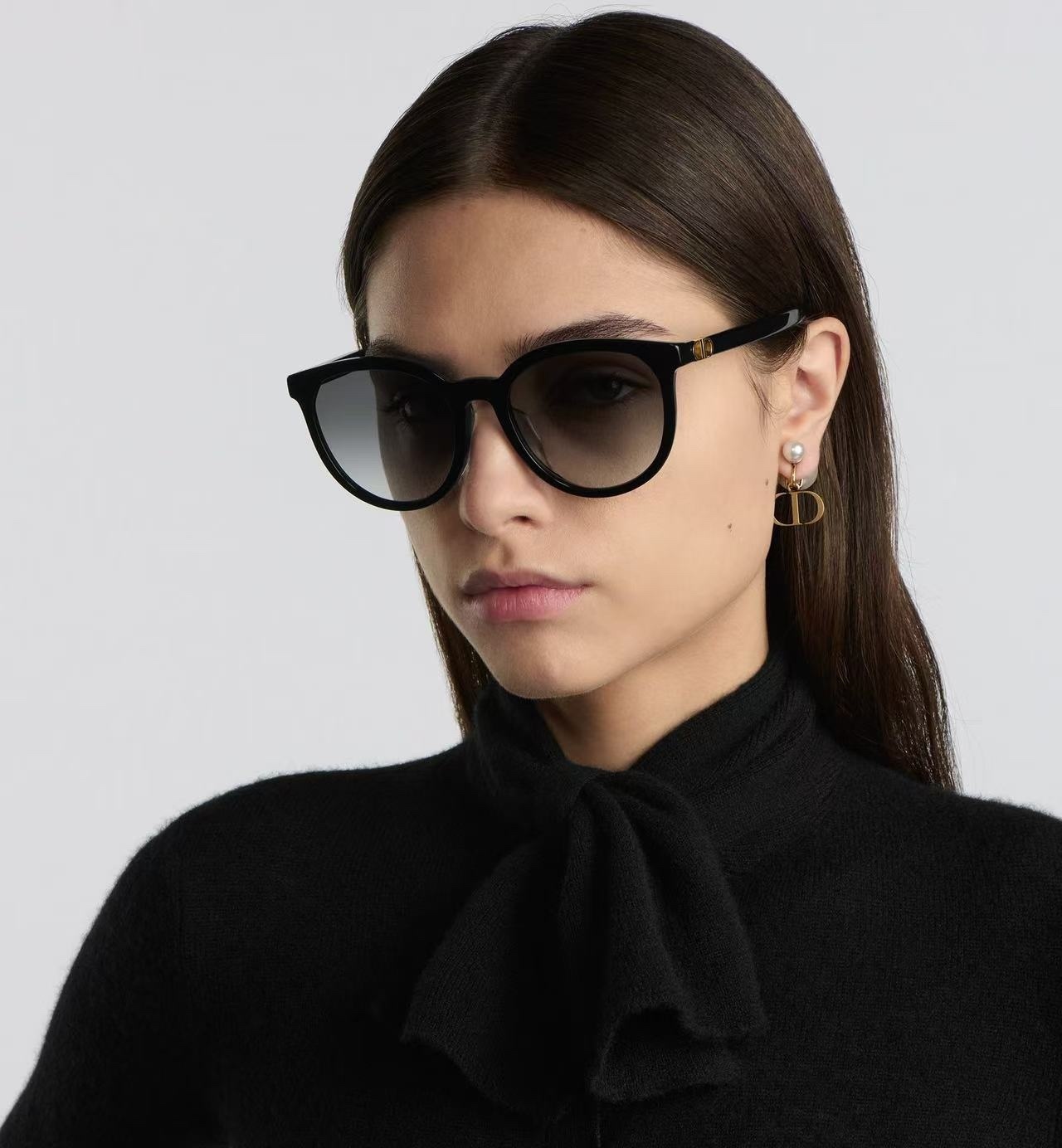 Dior 30Montaigne Butterfly Sunglasses in Black Acetate