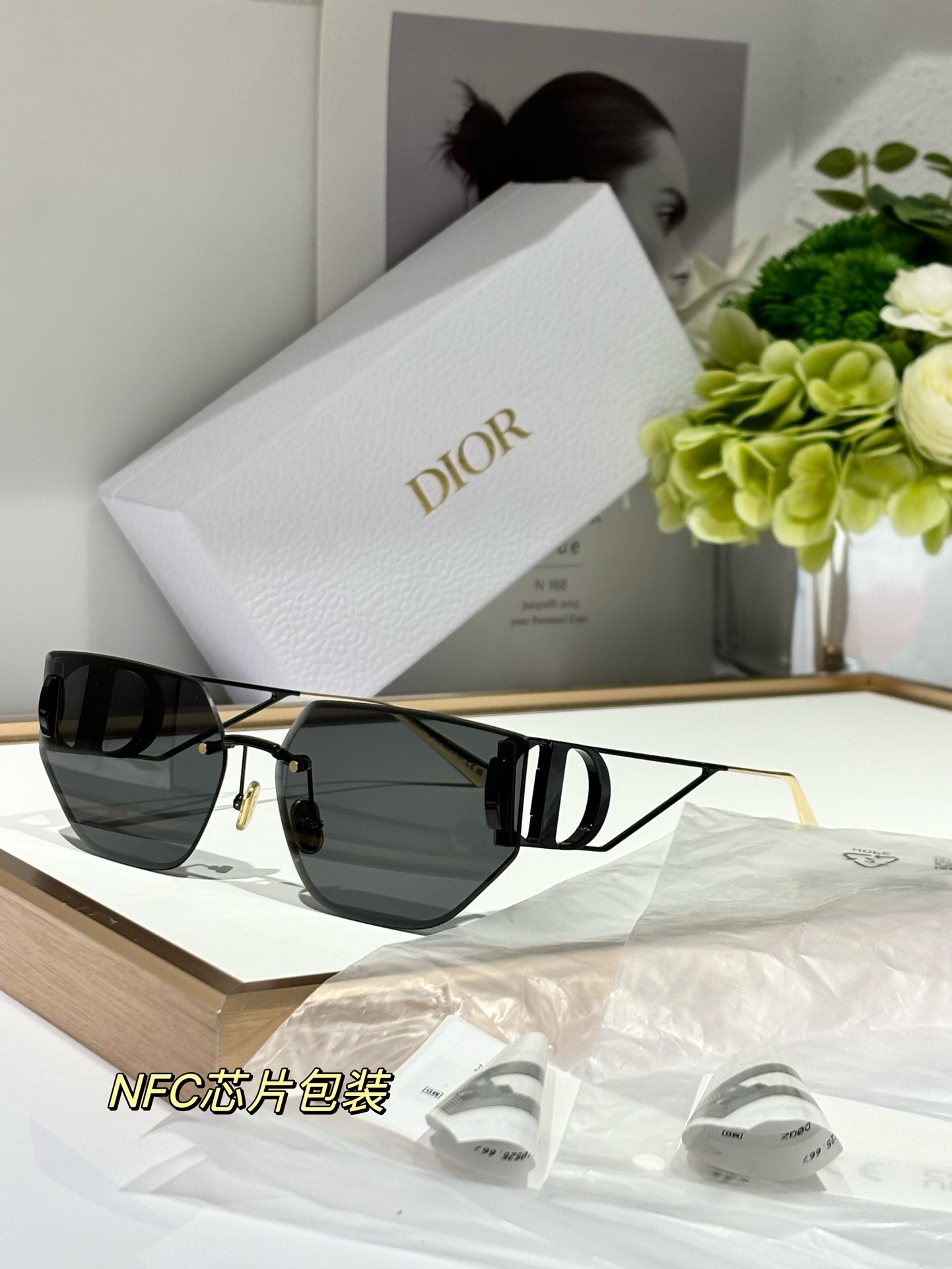 Dior Luxury Geometric Sunglasses with Iconic CD Logo