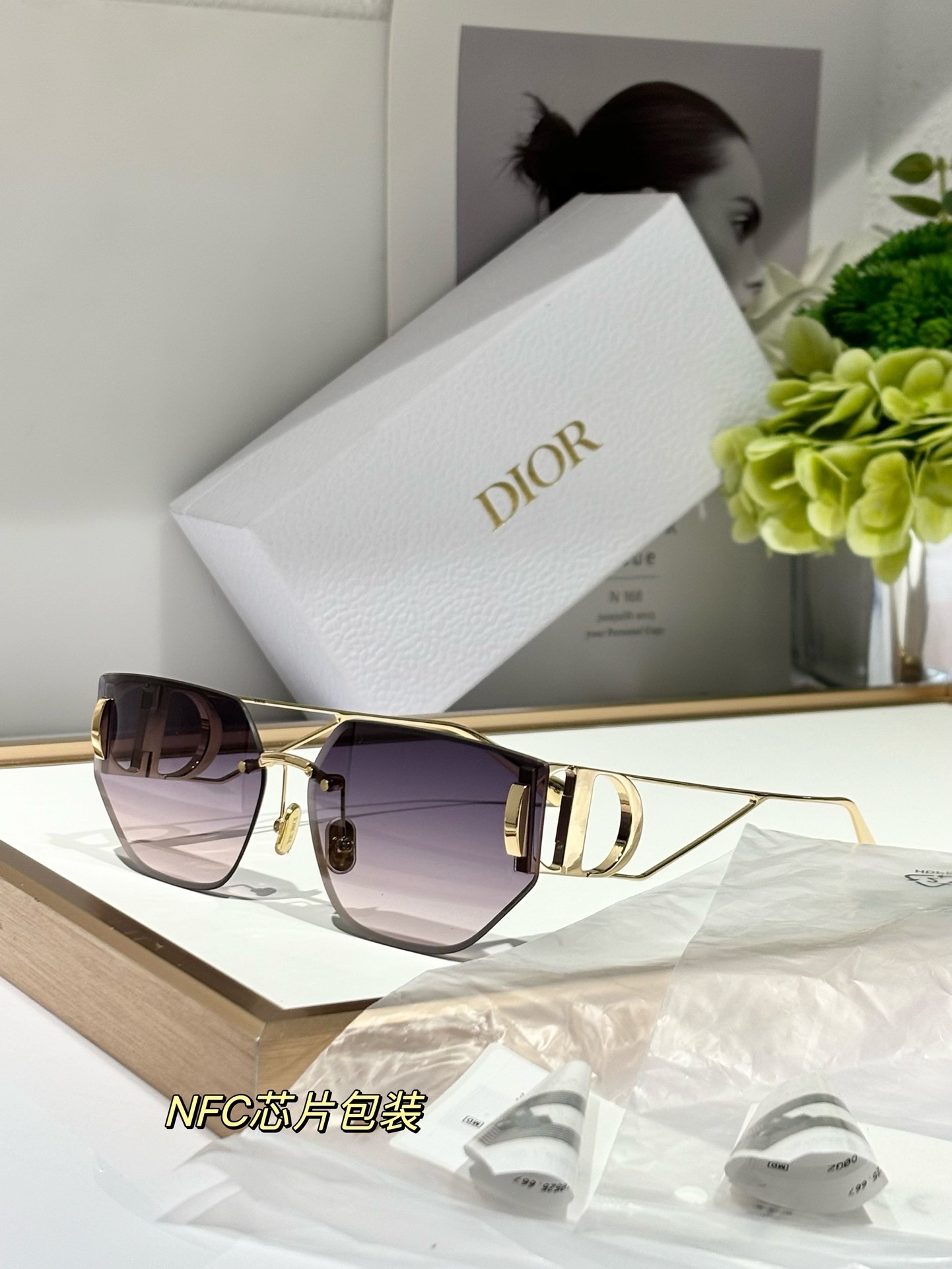 Dior Luxury Geometric Sunglasses with Iconic CD Logo