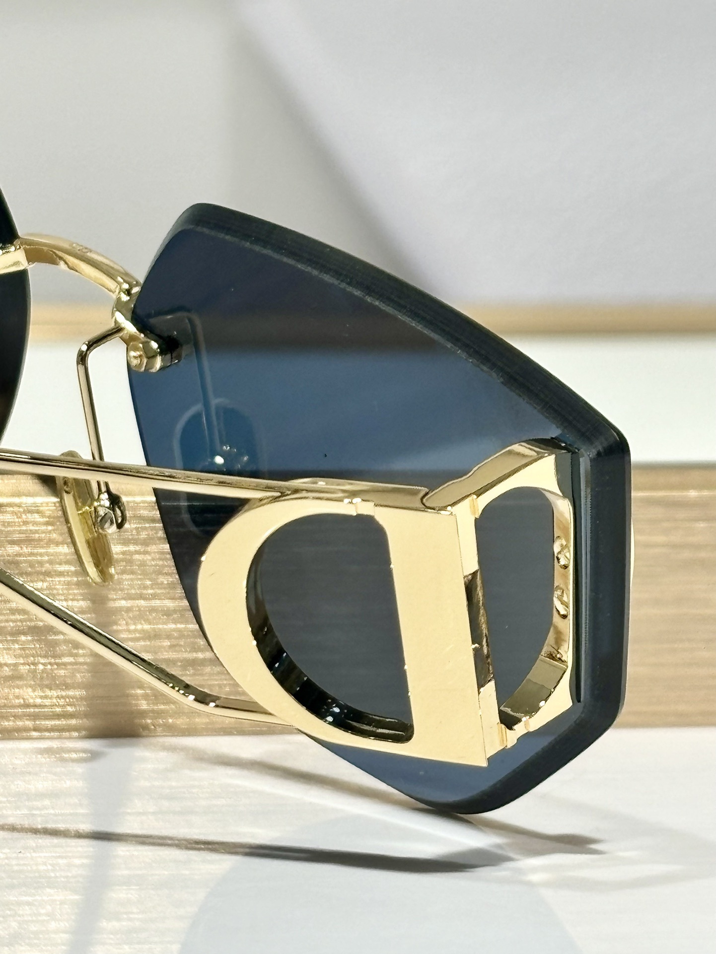 Dior Luxury Geometric Sunglasses with Iconic CD Logo