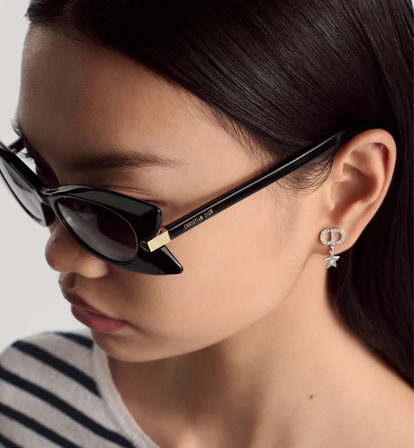 DiorButterfly S2I Black Rectangular Sunglasses for Women