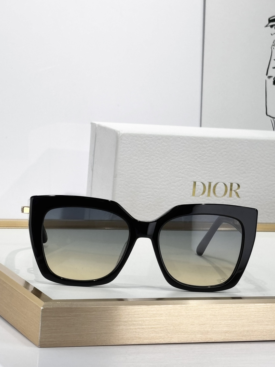 Dior Signature Oversized Black Sunglasses with Gradient Lenses