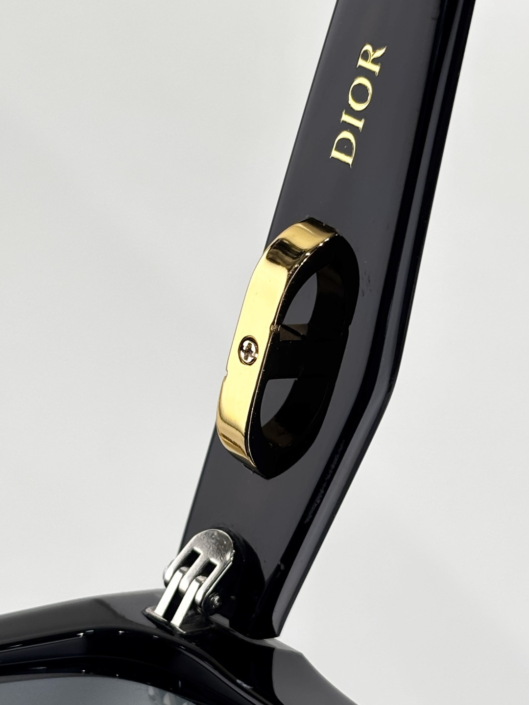 Dior Signature Oversized Black Sunglasses with Gradient Lenses