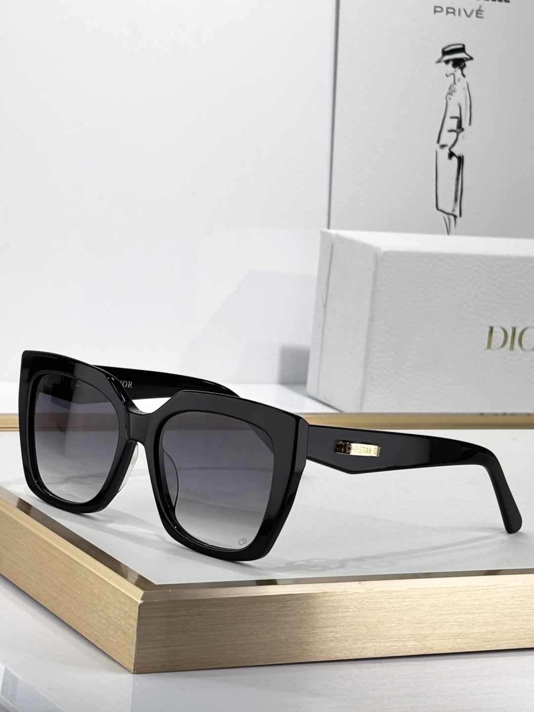 Christian Dior Luxury Oversized Square Sunglasses for Women