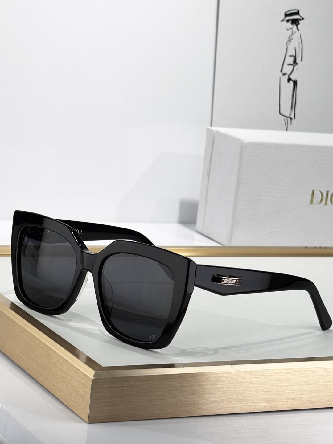 Christian Dior Luxury Oversized Square Sunglasses for Women