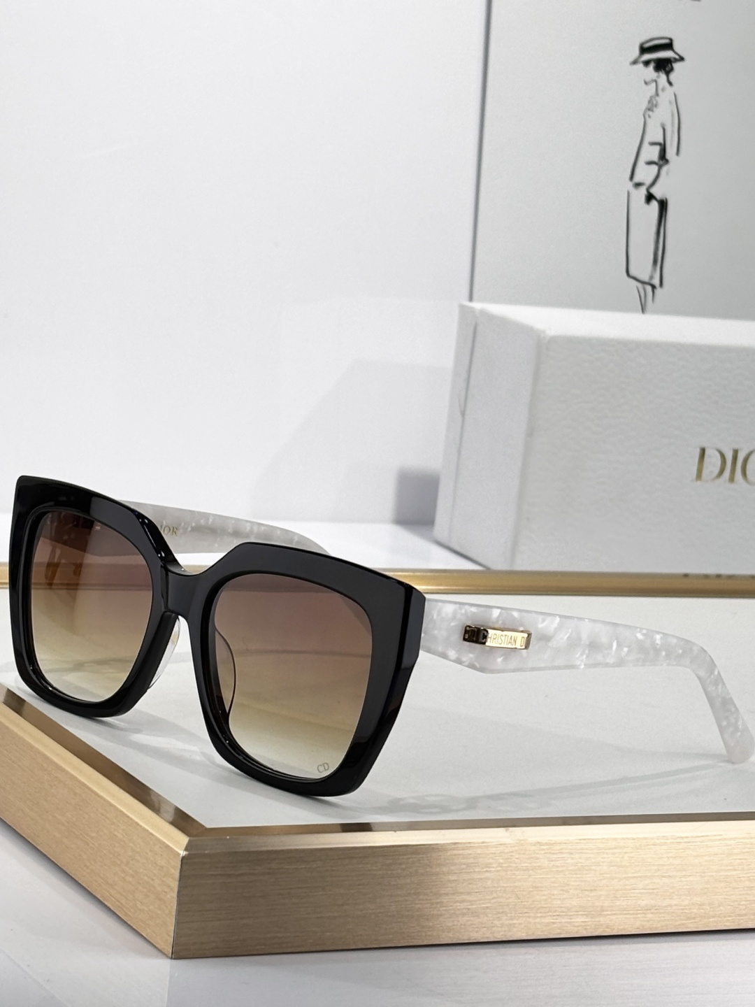 Christian Dior Luxury Oversized Square Sunglasses for Women