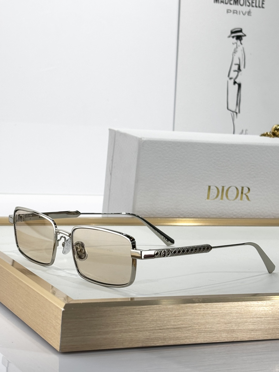 Dior Luxury Rectangle Metal Sunglasses – Iconic CD Logo Collection