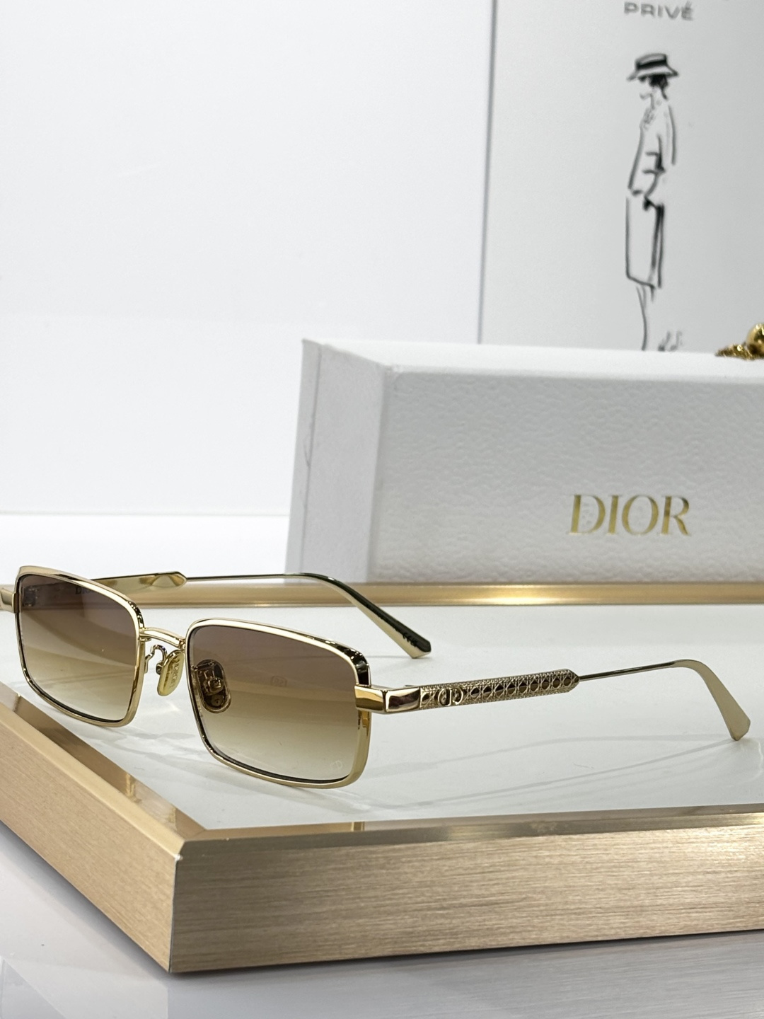 Dior Luxury Rectangle Metal Sunglasses – Iconic CD Logo Collection