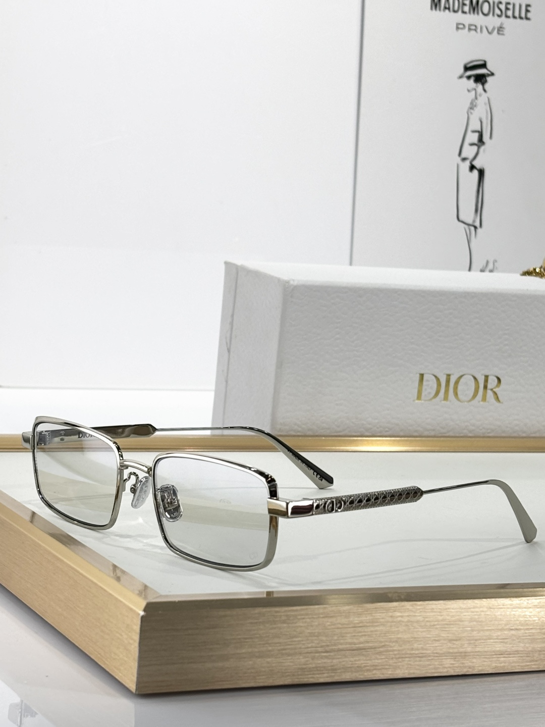 Dior Luxury Rectangle Metal Sunglasses – Iconic CD Logo Collection