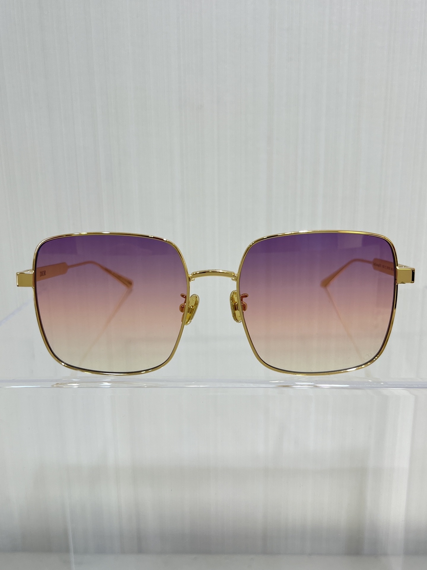 Dior Gold Frame Sunglasses – Dior Gold Frame Gradient Lens Sunglasses