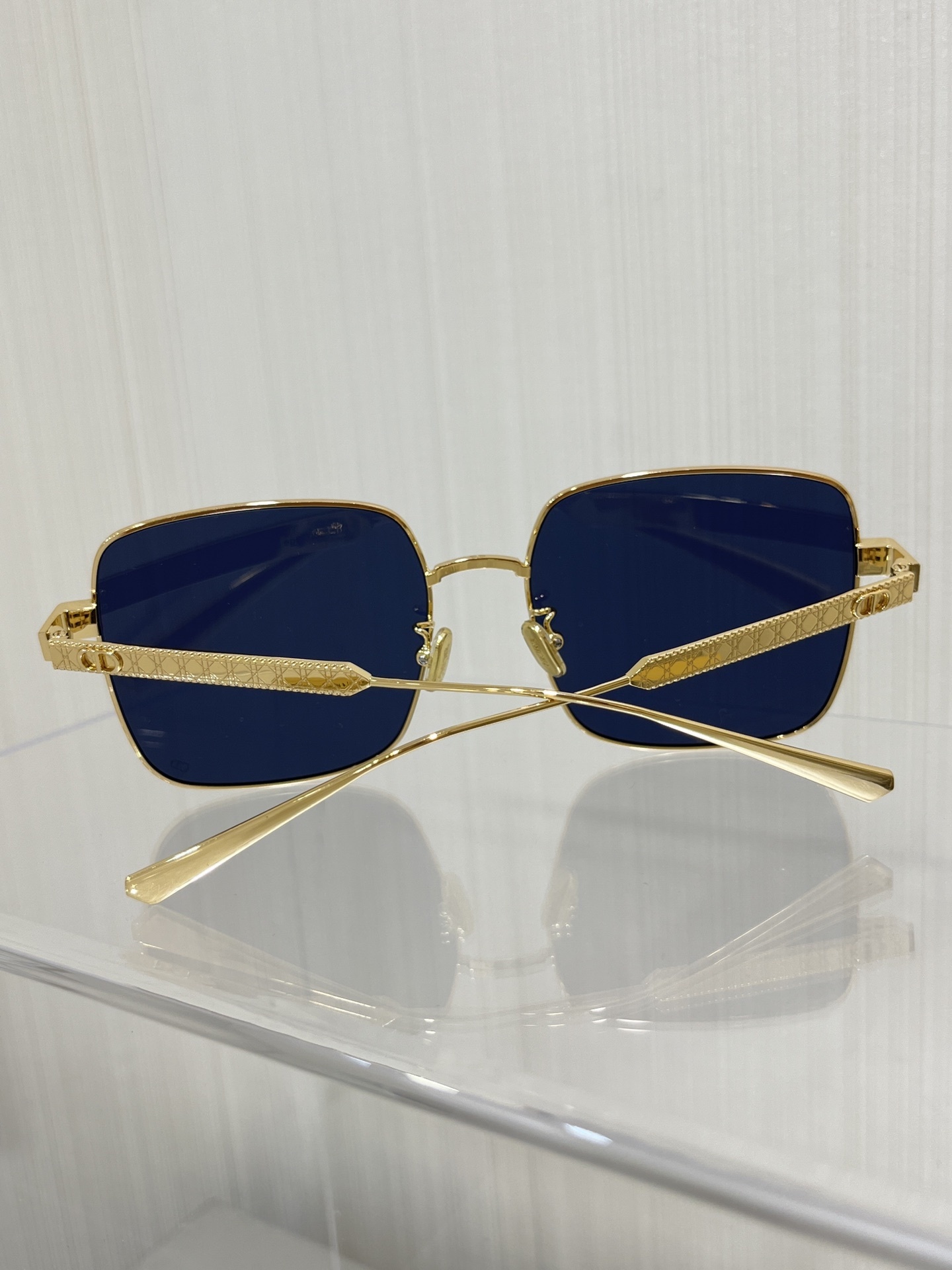 Dior DiorCannage S1U Square Sunglasses – Blue Lenses & Gold Frame