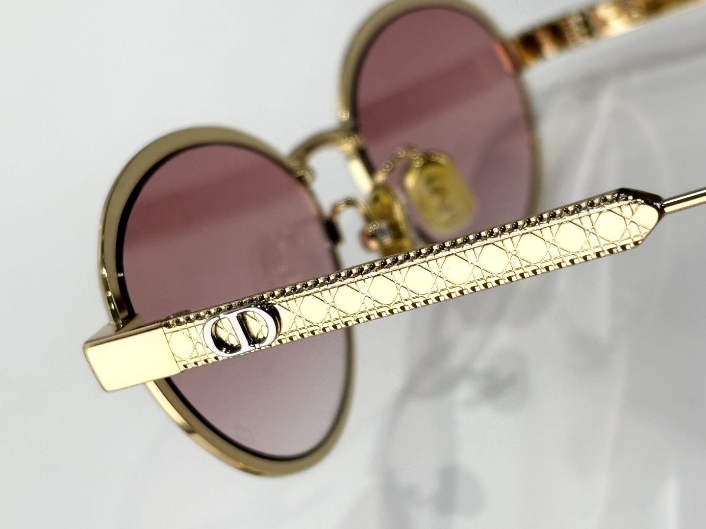 Dior Oval Metal Sunglasses – Luxury Tinted Lens Eyewear